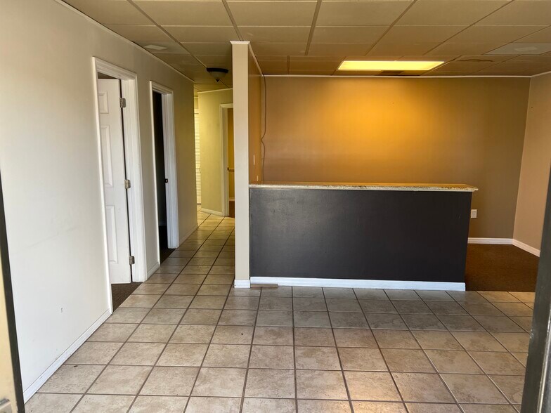 More Photos Of 21234 Olean Blvd, Port Charlotte Storefront Retail Office For Lease