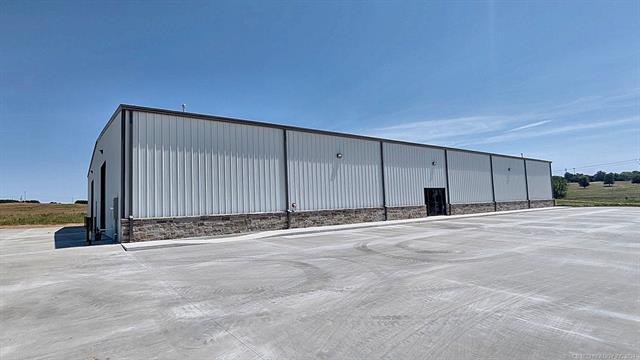 Primary Photo Of 581 Main Pky, Tahlequah Manufacturing For Sale