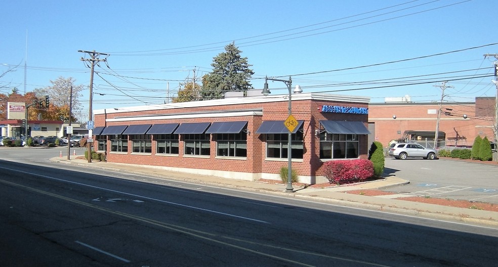 Primary Photo Of 640 Arsenal St, Watertown Storefront Retail Office For Lease