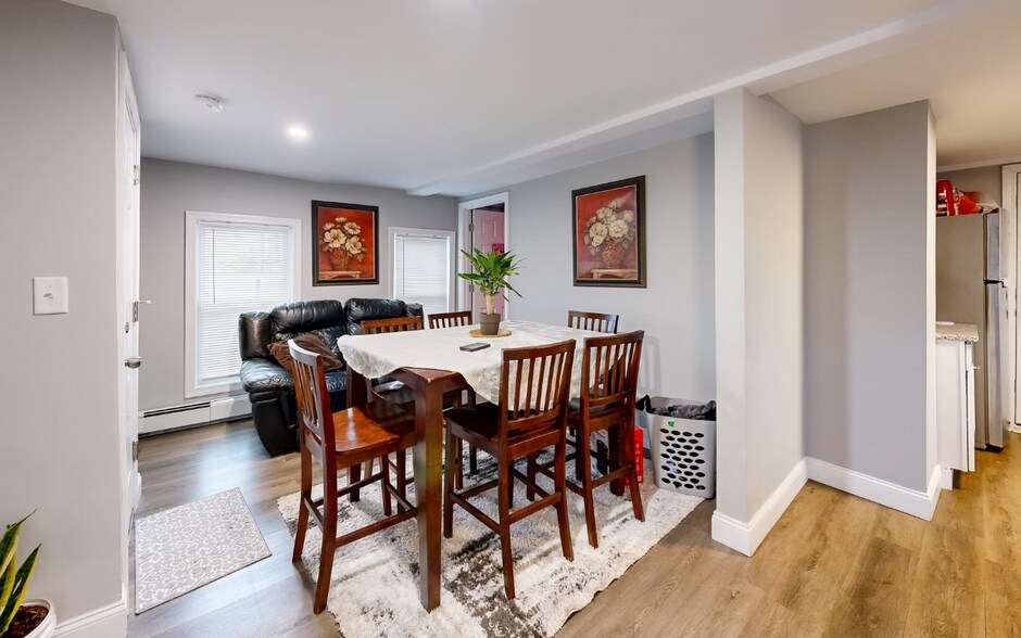 More Photos Of 55 Pleasant St, Marlborough Apartments For Sale