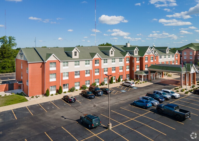 More Photos Of 18315 S La Grange Rd, Tinley Park Hotel For Sale