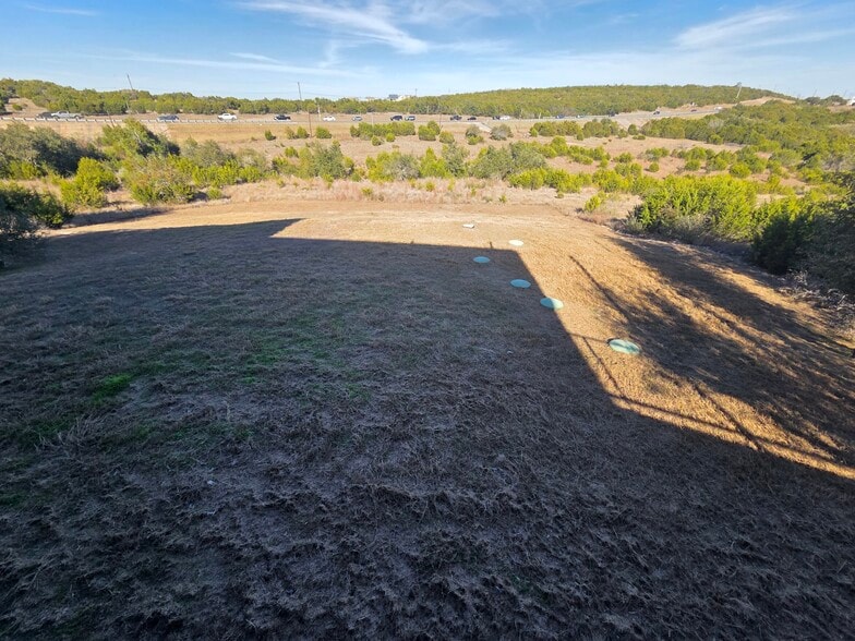 More Photos Of 231 Frog Pond Ln, Dripping Springs General Retail For Sale