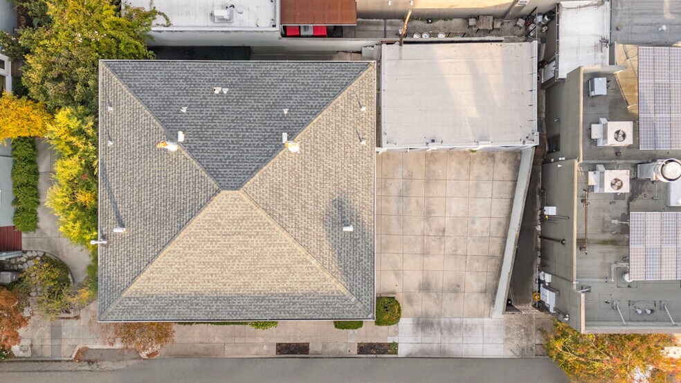 More Photos Of 845 Stannage Ave, Albany Apartments For Sale