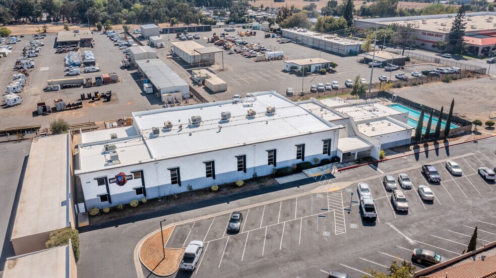 More Photos Of 1026 Skyway, Chico Health Club For Sale