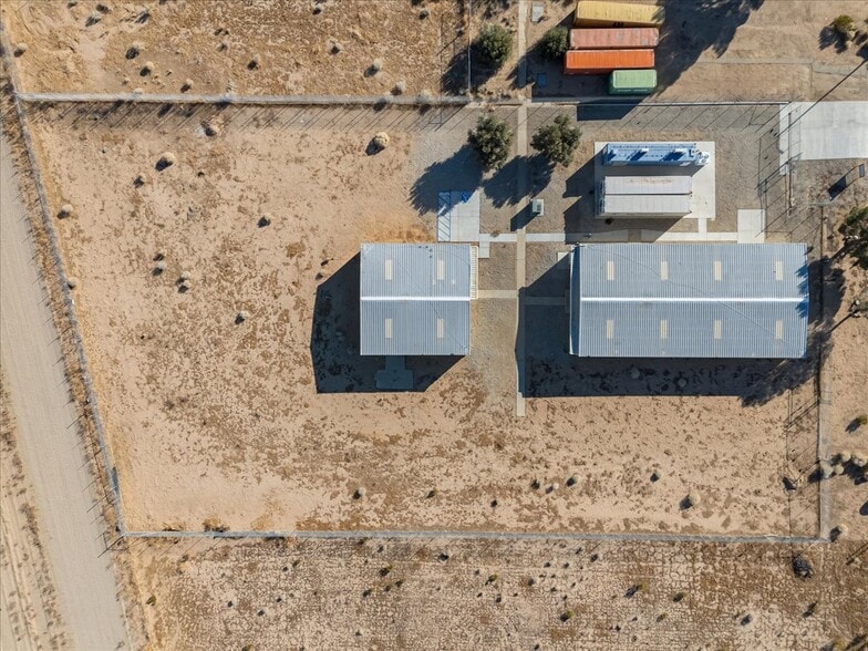 More Photos Of 6288 Curtis Pl, California City Warehouse For Sale