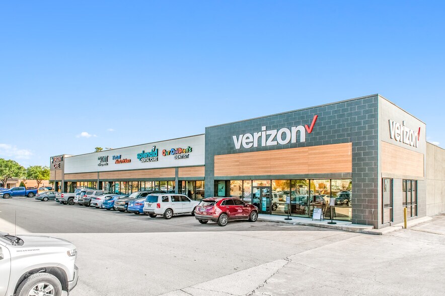 More Photos Of 7130-7157 E FM-1960, Humble Unknown For Lease