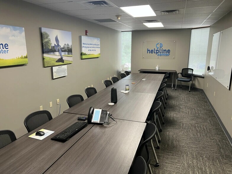 More Photos Of 3817 S Elmwood Ave, Sioux Falls Office For Sale