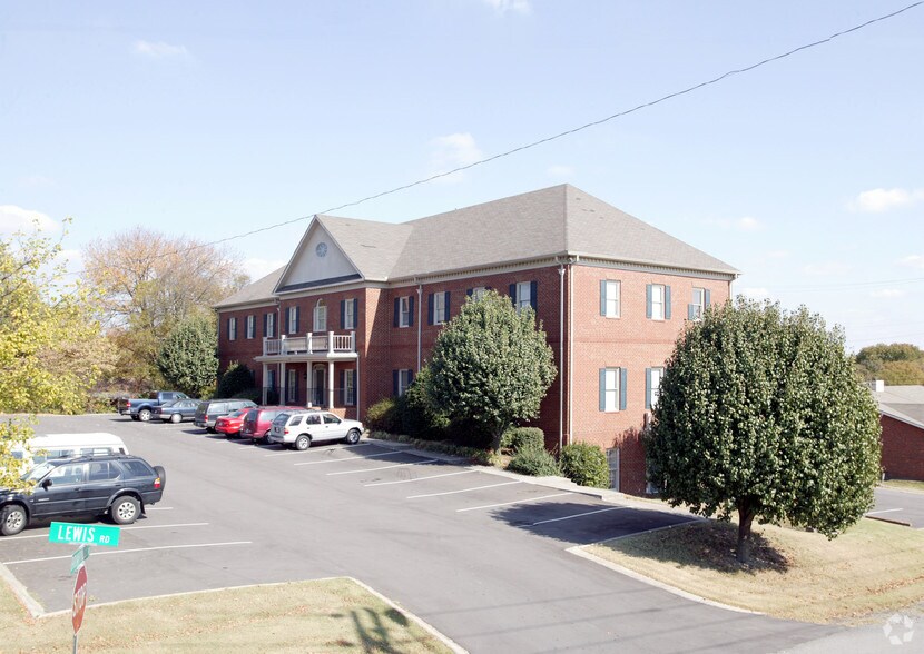 More Photos Of 1309 Briarville Rd, Madison Office For Sale