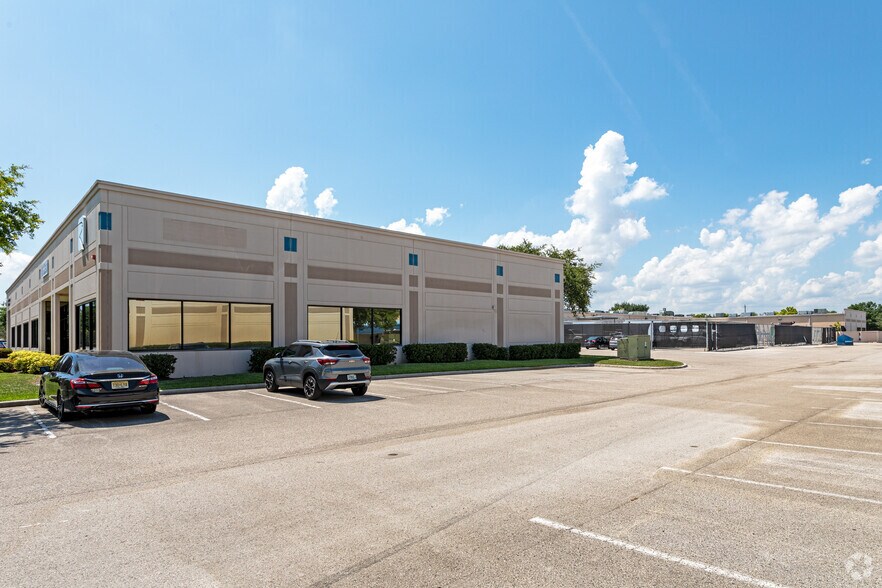 More Photos Of 8900-8934 Brittany Way, Tampa Unknown For Sale