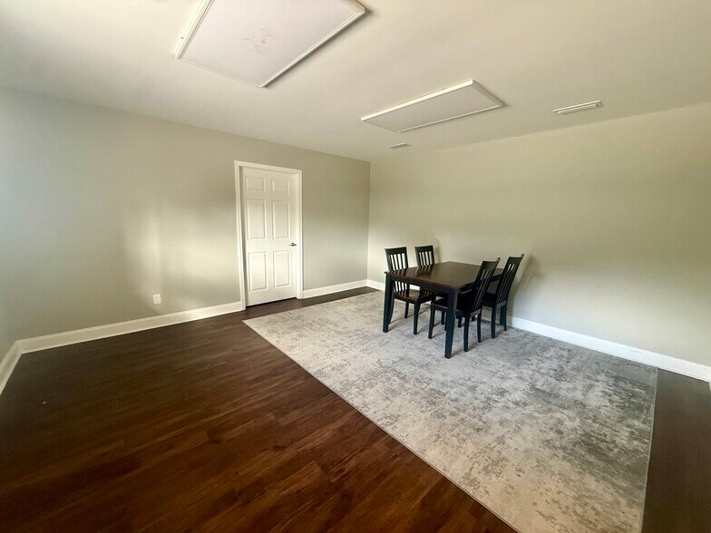 More Photos Of 694 Baldwin Ave, Defuniak Springs Office For Lease