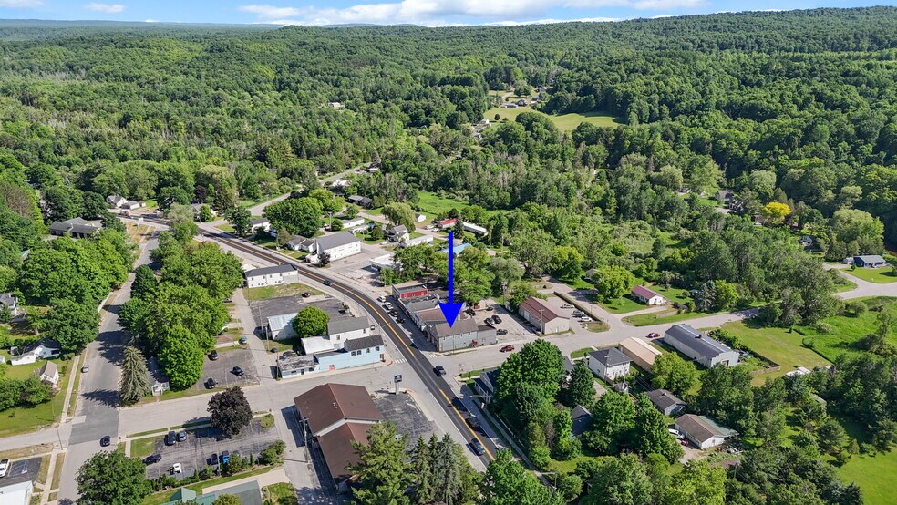 More Photos Of 10907 Main St, Honor Flex For Sale