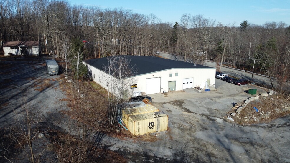 More Photos Of 30 Huntoon Memorial Dr, Leicester Warehouse For Sale