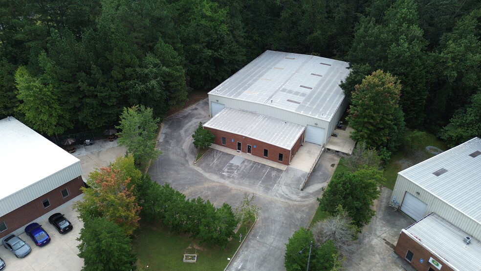 More Photos Of 121 Holt Industrial Cir, Acworth Warehouse For Sale