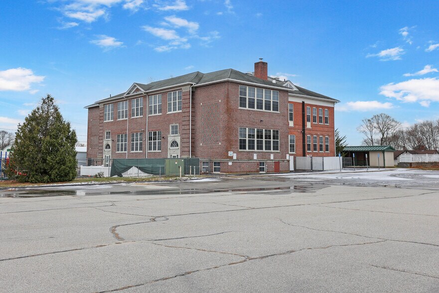 More Photos Of 651 Norwich Rd, Plainfield Schools For Sale