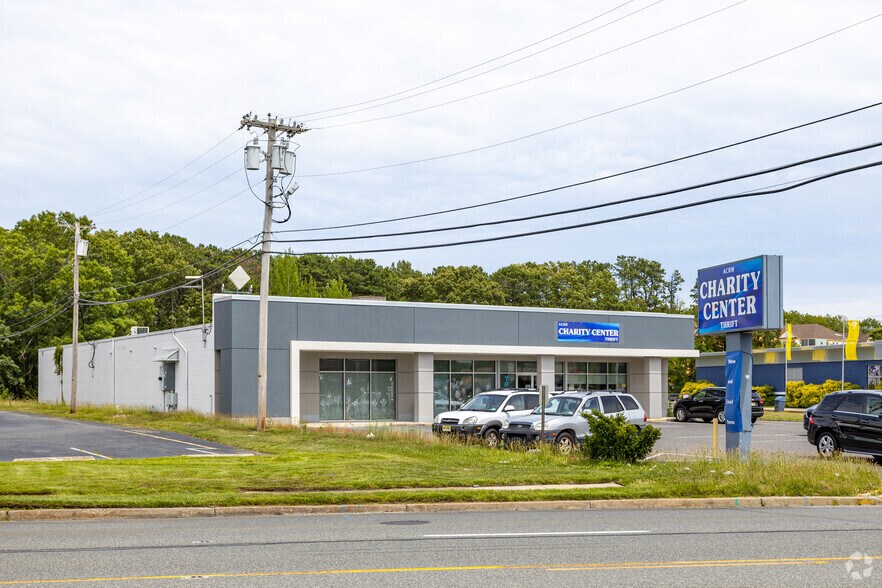More Photos Of 221 Tilton Rd, Northfield Freestanding For Sale