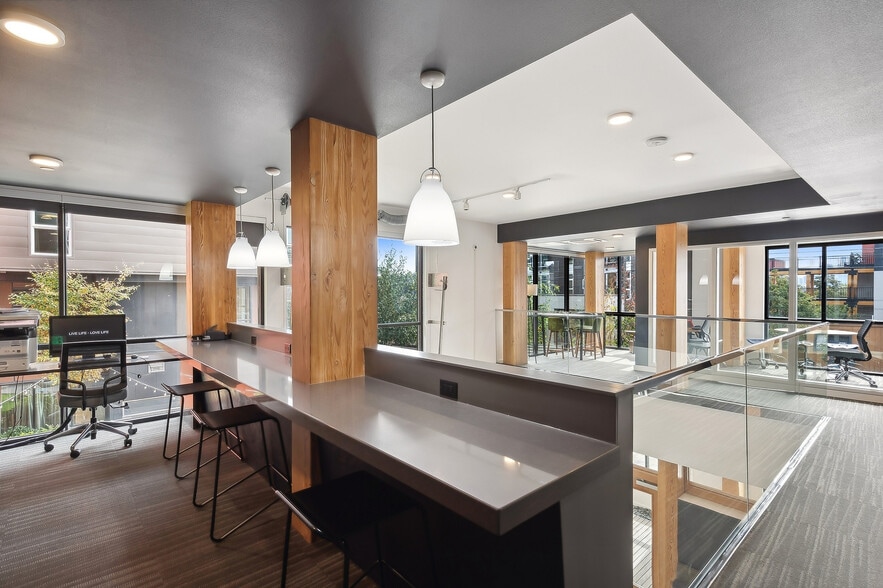 More Photos Of 1850 N 34th St, Seattle Apartments For Lease