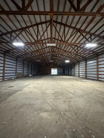 More Photos Of 10117 S Spotted Rd, Cheney Warehouse For Lease