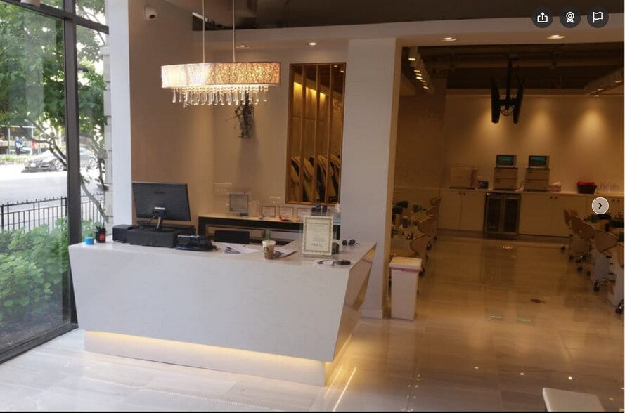 More Photos Of 33 W Huron St, Chicago Apartments For Lease