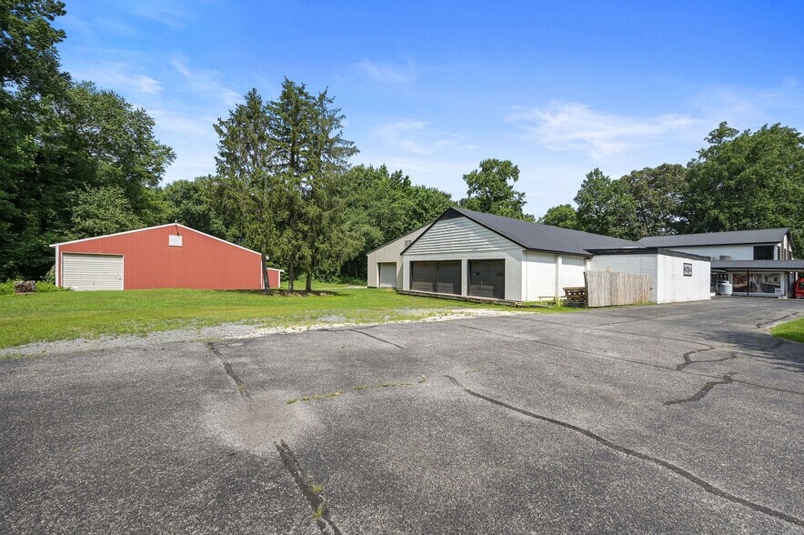 More Photos Of 9155 Campbell Ln, Bridgeville Office For Sale