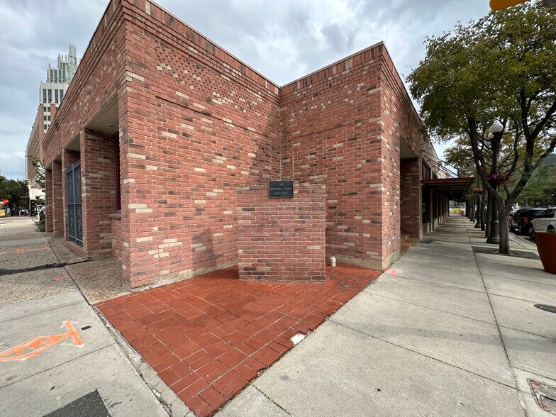 More Photos Of 717 Dolorosa St, San Antonio Office For Lease