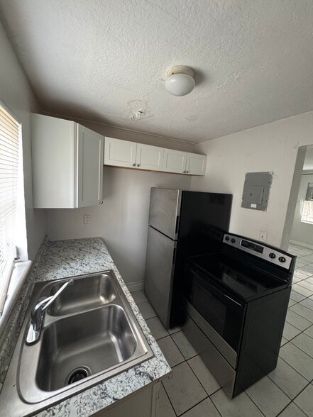 More Photos Of 39 SW 6th Ave, Delray Beach Apartments For Sale