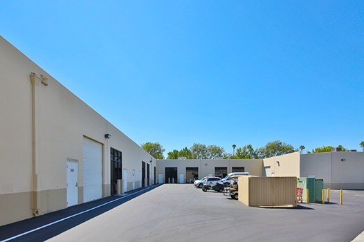 More Photos Of 720 E Carnegie Dr, San Bernardino Light Distribution For Lease