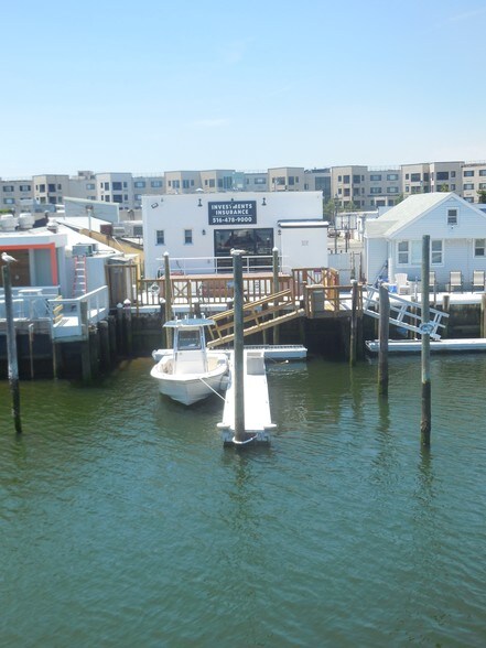 More Photos Of 377 Woodcleft Ave, Freeport Storefront Retail Residential For Sale