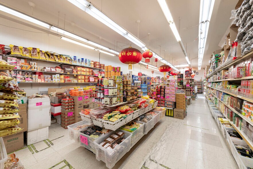 More Photos Of 637-639 Clement St, San Francisco Storefront Retail Residential For Sale