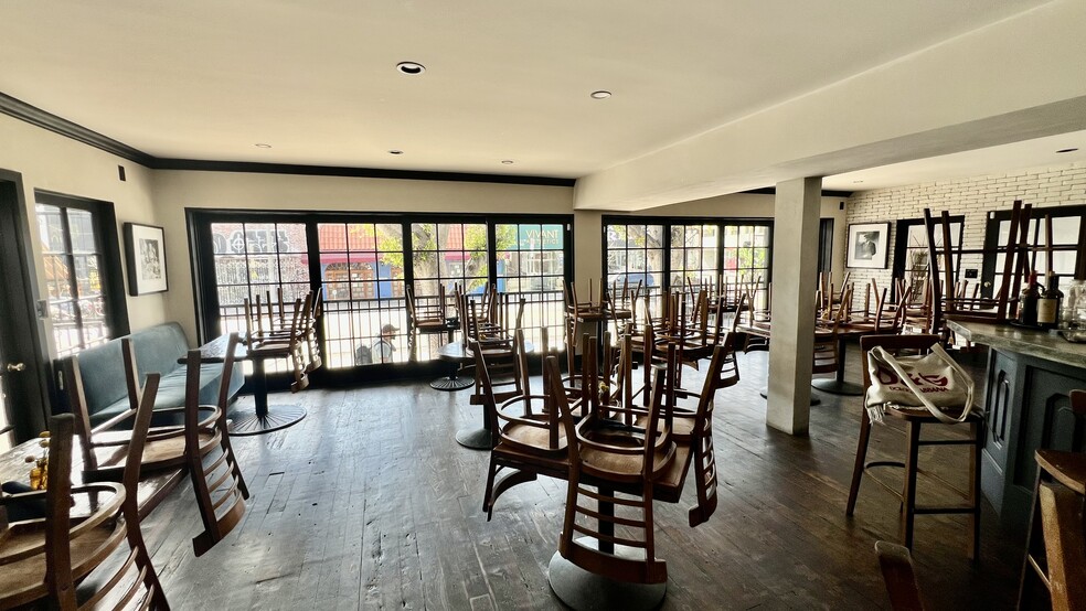 More Photos Of 7469 Melrose Ave, Los Angeles Restaurant For Lease