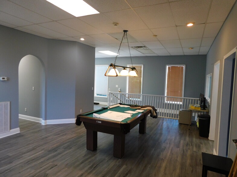 More Photos Of 2016 Dayton Blvd, Chattanooga Light Distribution For Lease