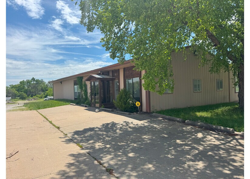 Primary Photo Of 5175 N Highway 763, Columbia Office For Lease