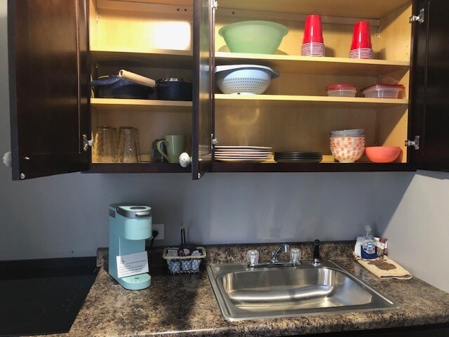 More Photos Of 314 4th St, Riverdale Hotel For Sale