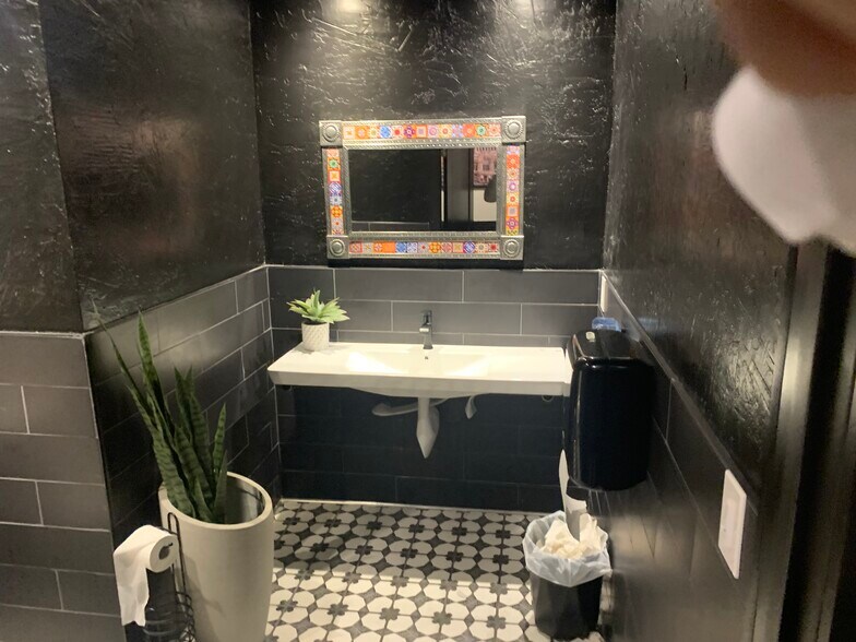 More Photos Of 3883 Taylor Rd, Loomis Restaurant For Sale