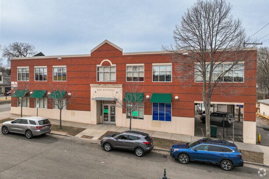 More Photos Of 441 University Ave W, Saint Paul Storefront Retail Office For Lease