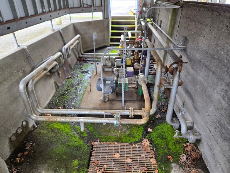 More Photos Of 1702 Pennsylvania Ave, Bremerton Industrial For Sale