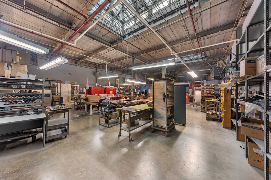 More Photos Of 109 45th St, Union City Loft Creative Space For Sale