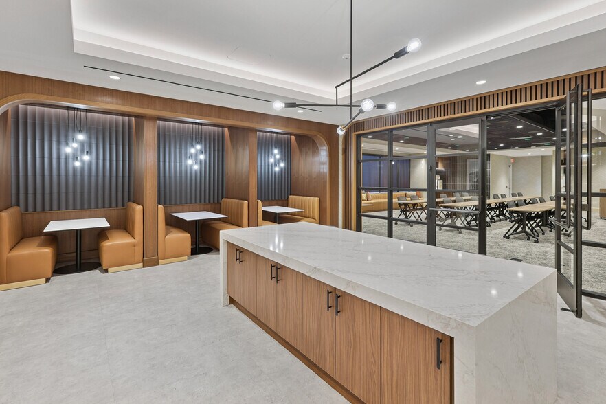 More Photos Of 16430 N Scottsdale Rd, Scottsdale Unknown For Lease