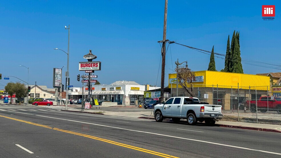 More Photos Of 320 S Soto St, Los Angeles Storefront For Lease