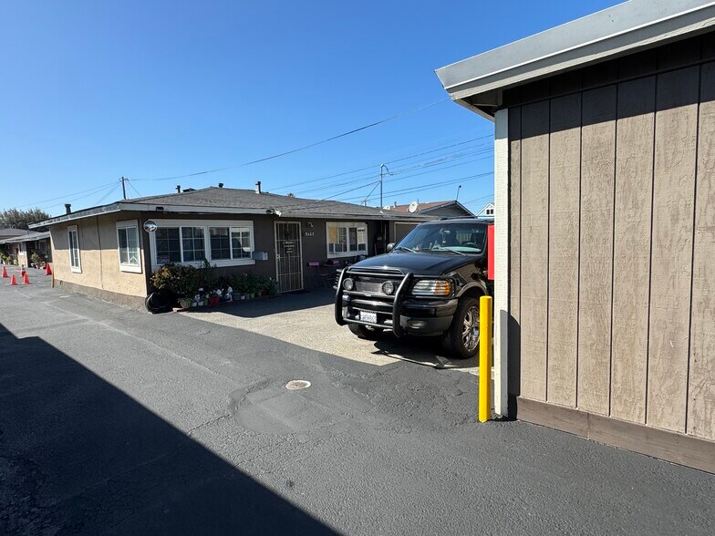 More Photos Of 19465 Meekland Ave, Cherryland Apartments For Sale