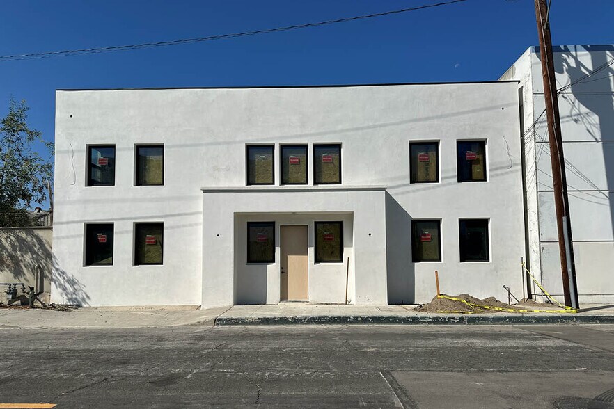 Primary Photo Of 5741 1st St, Vernon Manufacturing For Lease