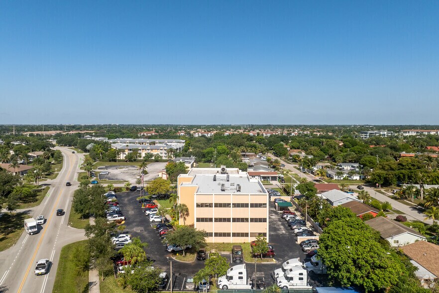 More Photos Of 7777 N Davie Rd Ext, Davie Office For Lease