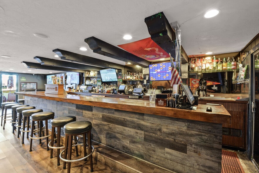 More Photos Of 2391 S El Camino Real, San Clemente Bar For Sale