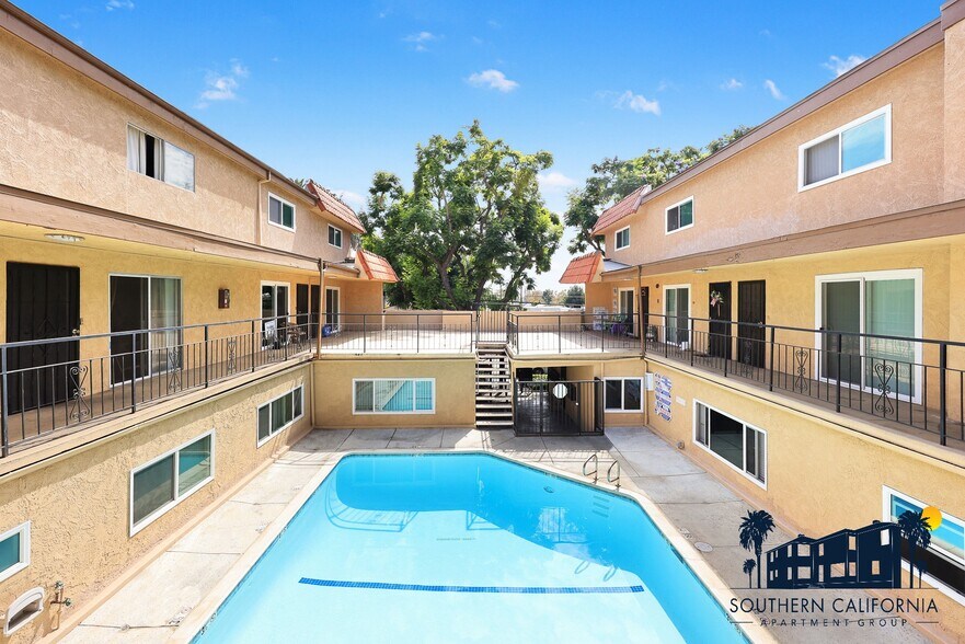 More Photos Of 11447 Broadway, Whittier Apartments For Sale