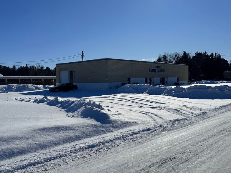 Primary Photo Of 3160 Continental Dr, Traverse City Warehouse For Sale