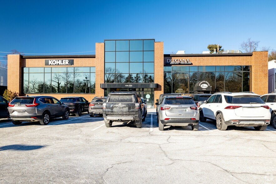 More Photos Of 1516-1524 Northern Blvd, Manhasset Freestanding For Lease