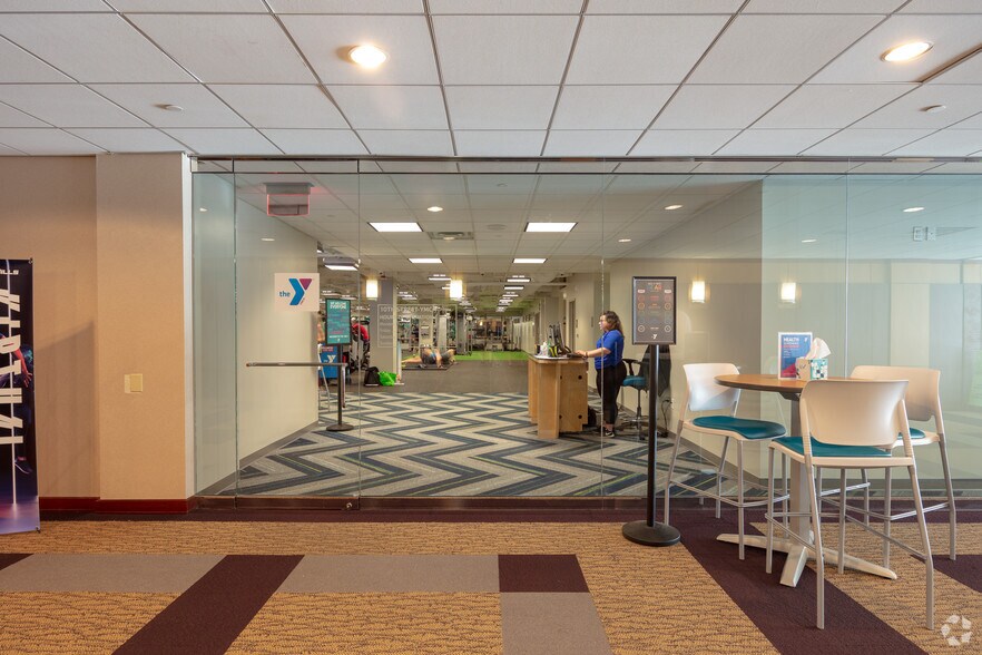 More Photos Of 919 E Main St, Richmond Office For Lease