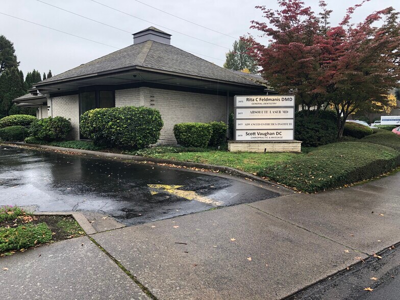 More Photos Of 2475-2479 Oakmont Way, Eugene Medical For Lease