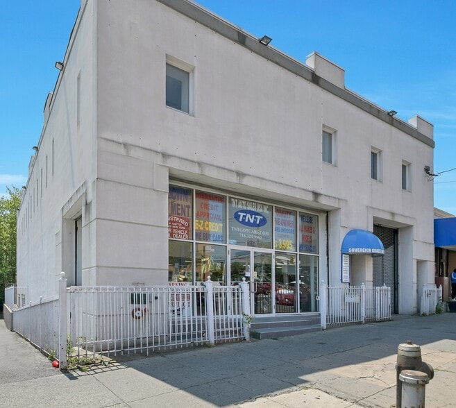 Primary Photo Of 3766 Boston Rd, Bronx General Retail For Lease