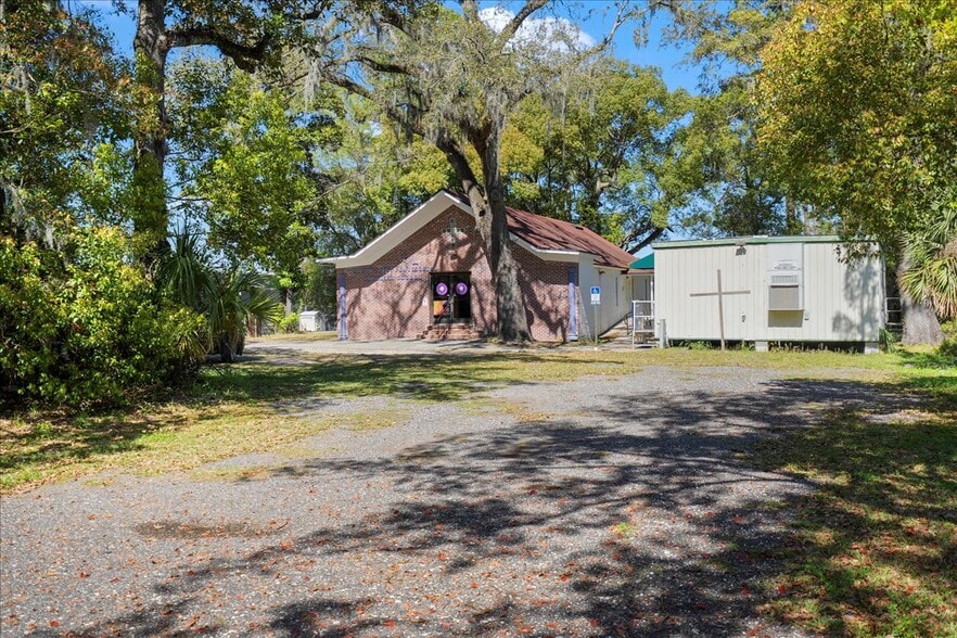 More Photos Of 1434 Oakhurst Ave, Jacksonville Religious Facility For Sale