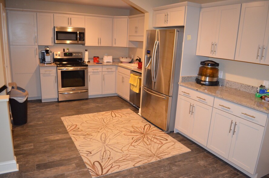 More Photos Of 326 Browns Cove Rd, Ridgeland Office For Sale